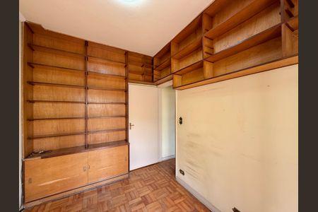 Casa à venda com 200m², 5 quartos e 4 vagas Casa à venda com 200m², 5 quartos e 4 vagasQuarto 5