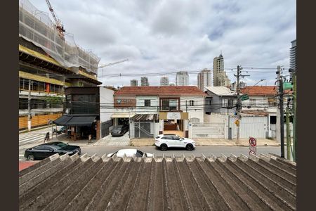 Casa à venda com 200m², 5 quartos e 4 vagas Casa à venda com 200m², 5 quartos e 4 vagasVista Suíte