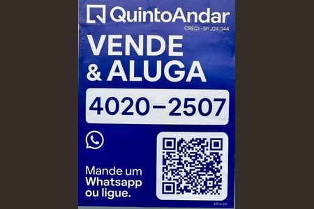 Casa à venda com 200m², 5 quartos e 4 vagas Casa à venda com 200m², 5 quartos e 4 vagasPlaca