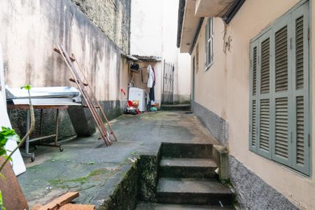 Casa para alugar com 18m², 1 quarto e sem vaga Casa para alugar com 18m², 1 quarto e sem vagaEntrada