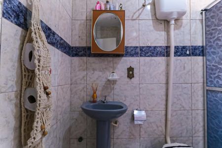 Apartamento para alugar com 61m², 2 quartos e 1 vaga Apartamento para alugar com 61m², 2 quartos e 1 vagaBanheiro