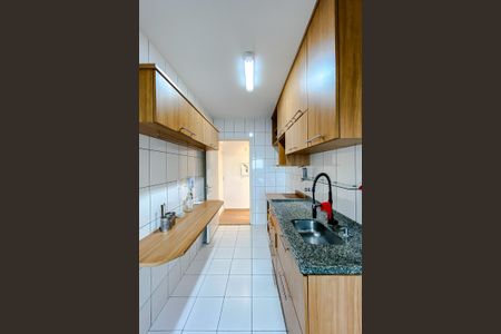 Apartamento à venda com 80m², 2 quartos e 2 vagasCozinha