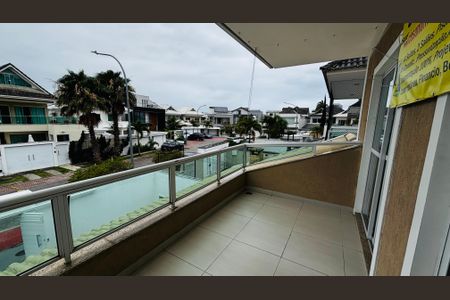 Varanda de casa à venda com 4 quartos, 256m² em Recreio dos Bandeirantes, Rio de Janeiro