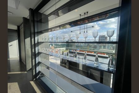 Apartamento à venda com 210m², 4 quartos e 2 vagas Apartamento à venda com 210m², 4 quartos e 2 vagasFoto 01