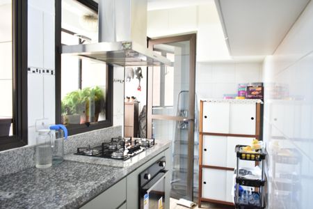 Apartamento à venda com 135m², 2 quartos e 3 vagasCozinha