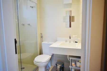 Apartamento à venda com 135m², 2 quartos e 3 vagasBanheiro da Suíte