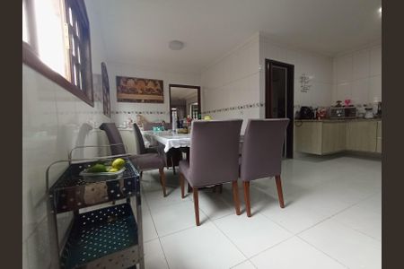 Casa à venda com 500m², 4 quartos e 5 vagas