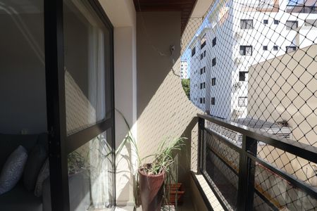 Varanda de apartamento para alugar com 2 quartos, 85m² em Jardim Las Palmas, Guarujá