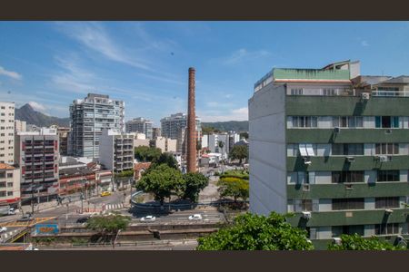 Apartamento à venda com 130m², 3 quartos e 2 vagasQuarto 1 Vista
