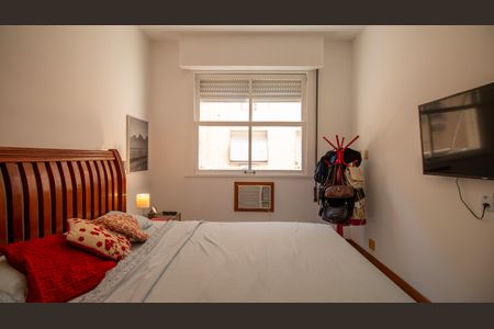 Apartamento à venda com 130m², 3 quartos e 2 vagasQuarto 2