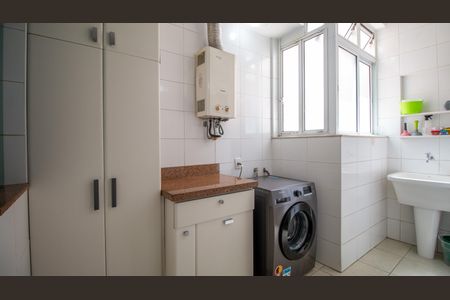 Apartamento à venda com 130m², 3 quartos e 2 vagasÁrea de Serviço