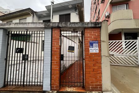 Casa de condomínio para alugar com 90m², 2 quartos e 1 vaga Casa de condomínio para alugar com 90m², 2 quartos e 1 vagaFachada