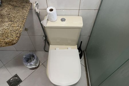 Casa de condomínio para alugar com 90m², 2 quartos e 1 vaga Casa de condomínio para alugar com 90m², 2 quartos e 1 vagaBanheiro Social