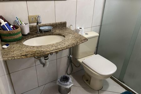 Casa de condomínio para alugar com 90m², 2 quartos e 1 vaga Casa de condomínio para alugar com 90m², 2 quartos e 1 vagaBanheiro Social