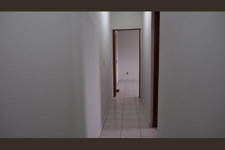 Casa para alugar com 122m², 3 quartos e sem vagaCorredor