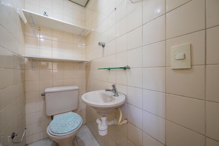 Apartamento à venda com 80m², 3 quartos e 1 vaga Apartamento à venda com 80m², 3 quartos e 1 vagaBanheiro de serviço