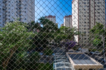 Apartamento à venda com 80m², 3 quartos e 1 vaga Apartamento à venda com 80m², 3 quartos e 1 vagaVista da Sacada