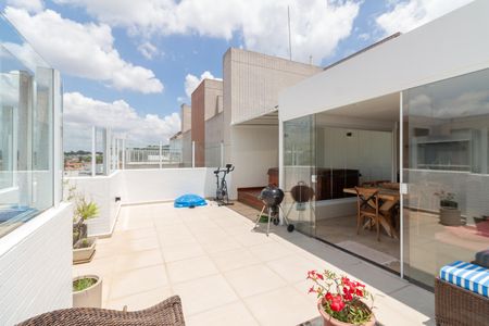 Apartamento à venda com 185m², 2 quartos e 2 vagas Apartamento à venda com 185m², 2 quartos e 2 vagasTerraço - Área de lazer