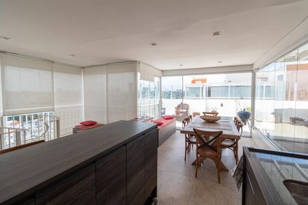Apartamento à venda com 185m², 2 quartos e 2 vagas Apartamento à venda com 185m², 2 quartos e 2 vagasTerraço - Área de lazer