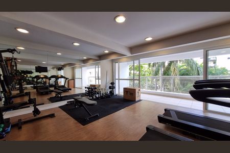 Apartamento à venda com 72m², 2 quartos e 2 vagas Apartamento à venda com 72m², 2 quartos e 2 vagasÁrea comum - Academia