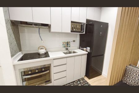 Apartamento à venda com 30m², 1 quarto e 1 vaga Apartamento à venda com 30m², 1 quarto e 1 vagaCozinha e Área de Serviço