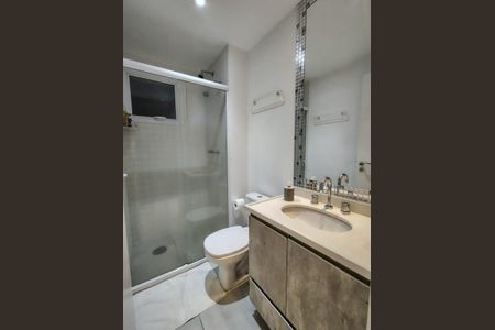 Apartamento à venda com 92m², 2 quartos e 2 vagasBanheiro