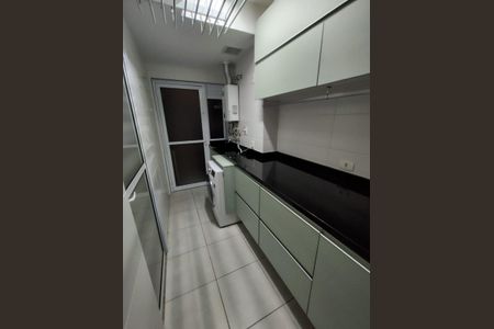 Apartamento à venda com 92m², 2 quartos e 2 vagasÁrea de Serviço