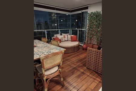 Apartamento à venda com 92m², 2 quartos e 2 vagasVaranda