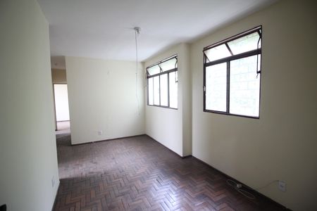 Sala de apartamento à venda com 3 quartos, 80m² em A Definir Em Campo, Contagem