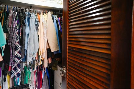 Casa para alugar com 180m², 2 quartos e 1 vaga Casa para alugar com 180m², 2 quartos e 1 vagaCloset Quarto 3 - Suite