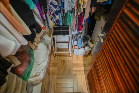 Casa para alugar com 180m², 2 quartos e 1 vaga Casa para alugar com 180m², 2 quartos e 1 vagaCloset Quarto 3 - Suite