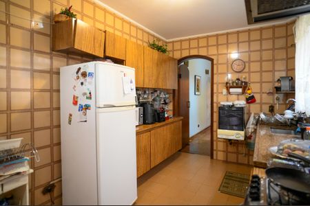 Casa para alugar com 180m², 2 quartos e 1 vaga Casa para alugar com 180m², 2 quartos e 1 vagaCozinha