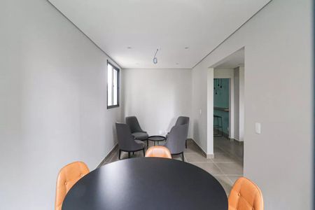 Apartamento para alugar com 42m², 2 quartos e sem vaga Apartamento para alugar com 42m², 2 quartos e sem vagaÁrea comum - Salão de festas
