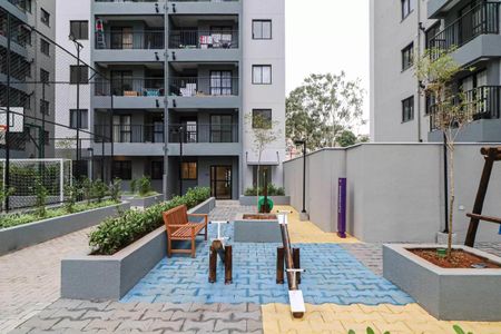 Apartamento para alugar com 42m², 2 quartos e sem vaga Apartamento para alugar com 42m², 2 quartos e sem vagaÁrea comum - Playground