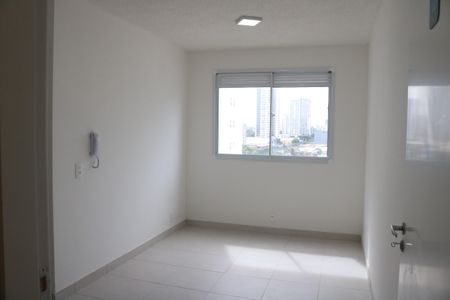 Sala de apartamento para alugar com 2 quartos, 55m² em Parque Industrial Tomas Edson, São Paulo