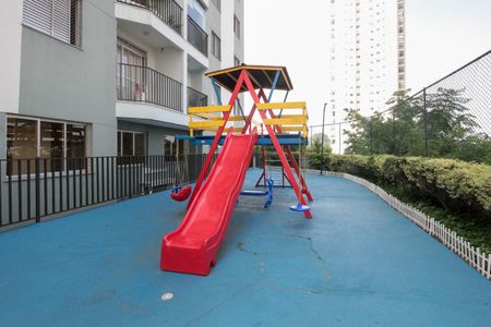 Apartamento à venda com 64m², 3 quartos e 1 vaga Apartamento à venda com 64m², 3 quartos e 1 vagaÁrea comum - Playground