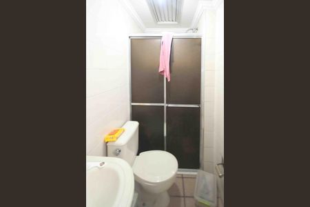 Apartamento à venda com 64m², 3 quartos e 1 vaga Apartamento à venda com 64m², 3 quartos e 1 vagaBanheiro Social