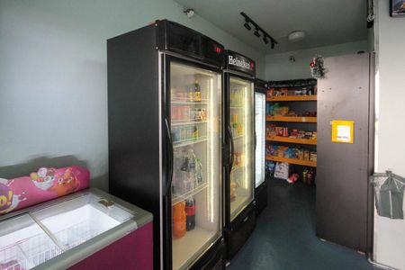 Apartamento à venda com 64m², 3 quartos e 1 vaga Apartamento à venda com 64m², 3 quartos e 1 vagaMercado