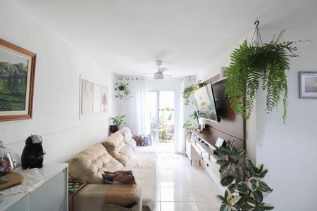 Apartamento para alugar com 80m², 2 quartos e 1 vaga Apartamento para alugar com 80m², 2 quartos e 1 vagaSala