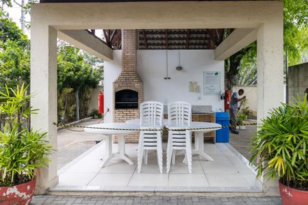 Apartamento para alugar com 80m², 2 quartos e 1 vaga Apartamento para alugar com 80m², 2 quartos e 1 vagaÁrea comum - Churrasqueira