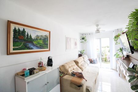 Apartamento para alugar com 80m², 2 quartos e 1 vaga Apartamento para alugar com 80m², 2 quartos e 1 vagaSala