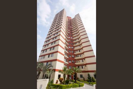 Apartamento para alugar com 67m², 2 quartos e 1 vagaFachada do bloco