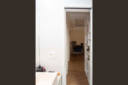 Apartamento para alugar com 67m², 2 quartos e 1 vagaBanheiro