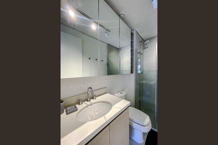 Studio para alugar com 25m², 1 quarto e sem vaga Studio para alugar com 25m², 1 quarto e sem vagaBanheiro Social