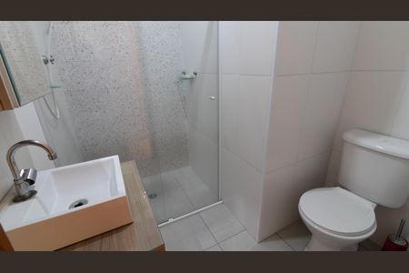 Casa à venda com 90m², 2 quartos e 2 vagas Casa à venda com 90m², 2 quartos e 2 vagasBanheiro da Suíte 1