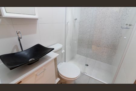 Casa à venda com 90m², 2 quartos e 2 vagas Casa à venda com 90m², 2 quartos e 2 vagasBanheiro da Suíte 2