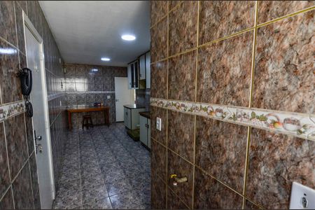 Apartamento para alugar com 80m², 3 quartos e 1 vagaÁrea de Serviço