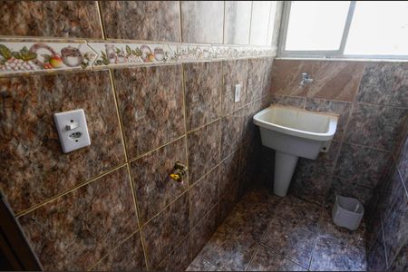 Apartamento para alugar com 80m², 3 quartos e 1 vagaÁrea de Serviço