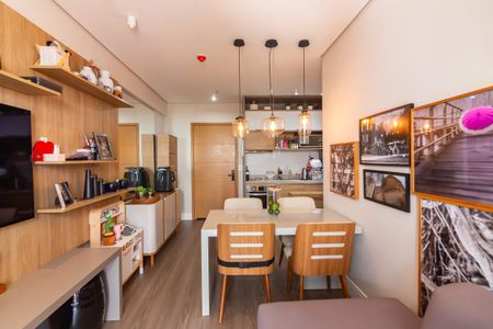 Apartamento à venda com 51m², 2 quartos e 1 vaga Apartamento à venda com 51m², 2 quartos e 1 vagaSala