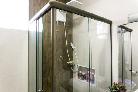 Apartamento à venda com 80m², 2 quartos e sem vagaBanheiro